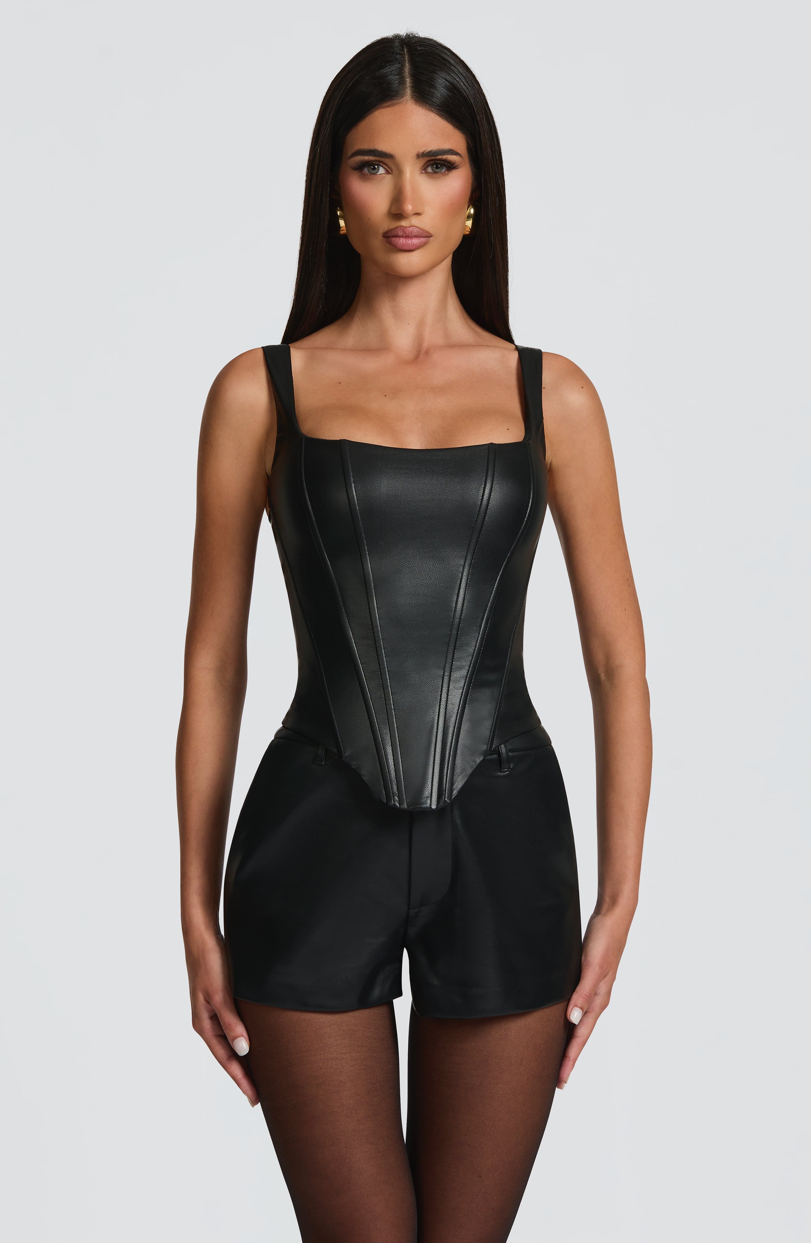 Liv Shorts - Black